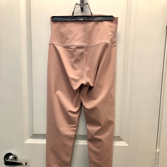 DYI Soft Rose Pink Legging Size Small - Picture 4 of 6